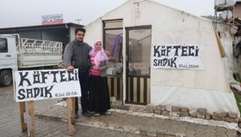 hatayda ev olan cadir simdi ekmek tekneleri oldu qzYNWKYP