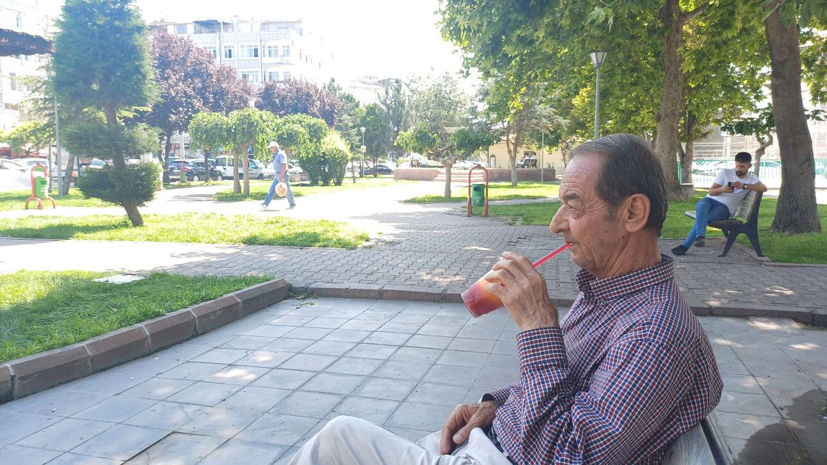 hava sicakliginin 40 dereceyi astigi kayseride vatandaslar serinlemenin yollarini aradi 0 ibk5Sj43