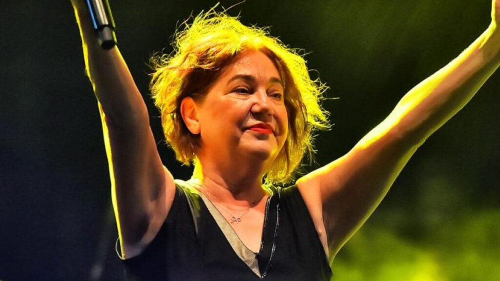 iki defa kalp krizi gecirmisti sarkici nazan oncelin son saglik durumu zXJPWrbL