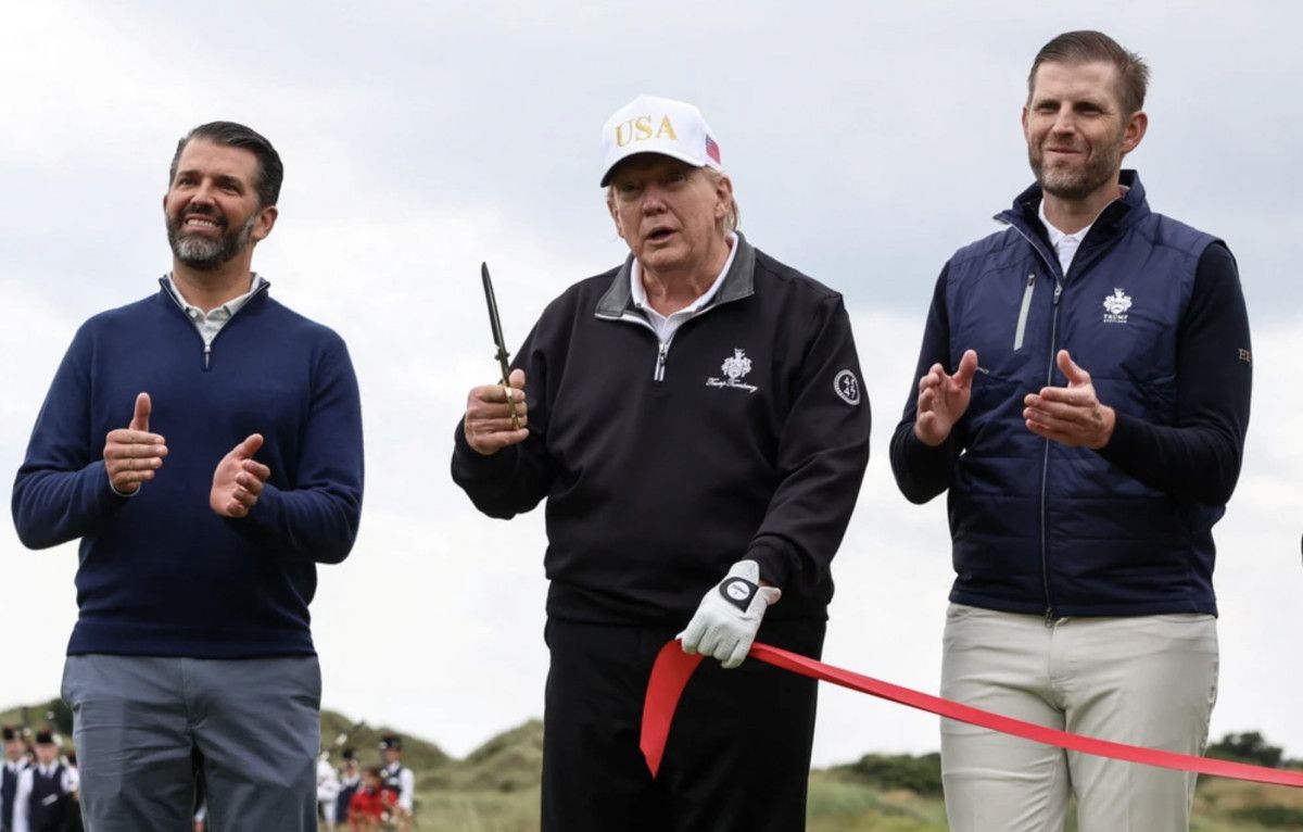 iskocyada golf tesisi acan trump savaslari durdurmak golf oynamaktan daha onemli 1 s3ZqFQQq