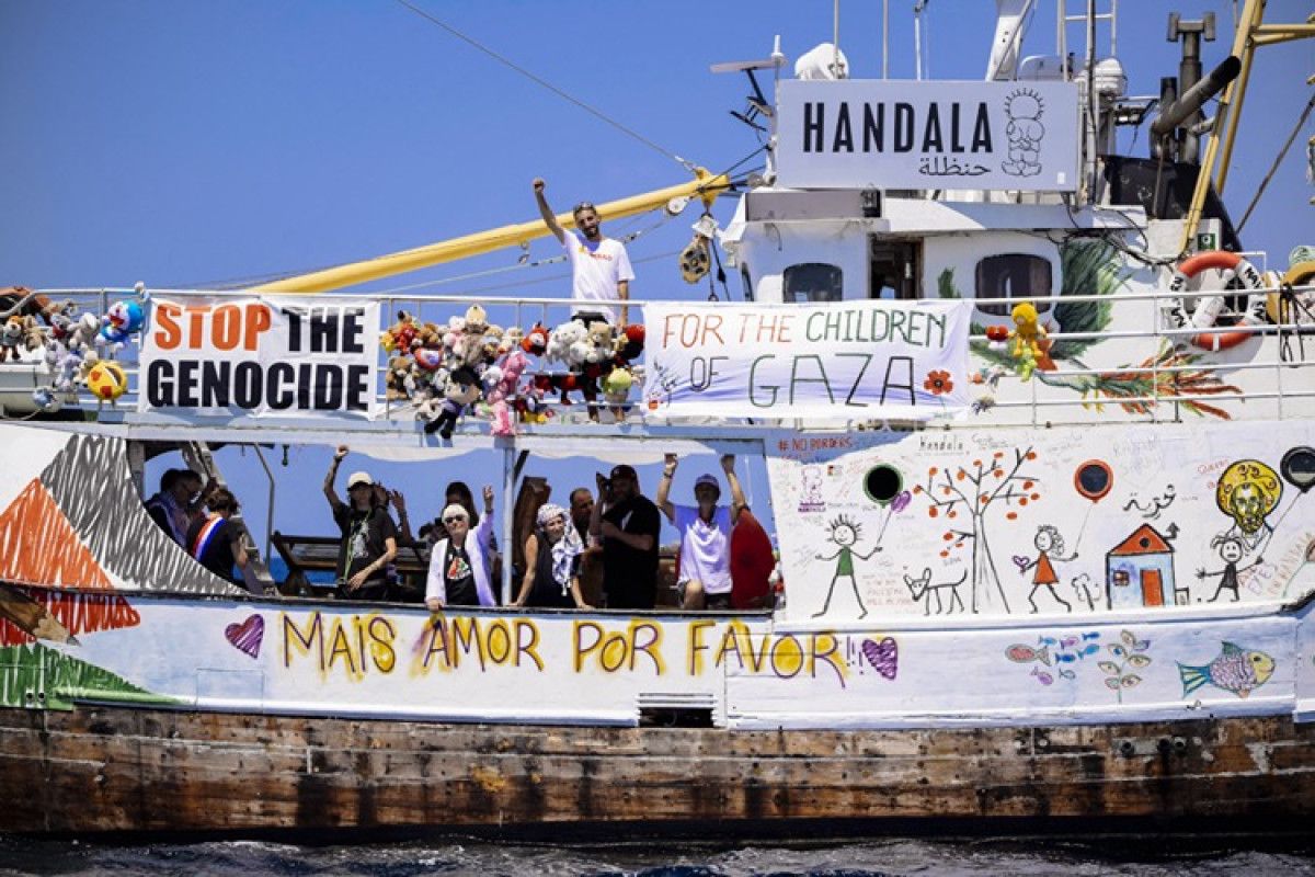 israil gazzeye insani yardim goturen hanzala gemisine baskin duzenledi 2 yVQbikge