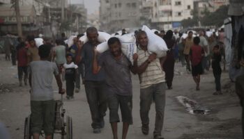 israil ordusu gazzede kitlik yok Lfeyi2G6