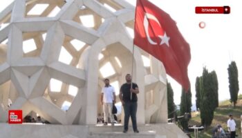 istanbulda 15 temmuz sehitler anitina sabahin erken saatlerinde ziyaret w2c7HDES