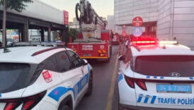 istanbulda alisveris merkezinde asma tavan coktu 1 yarali CFjWB23r