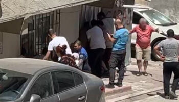 istanbulda evden cikarilmak istenen kiraci mal sahibi ile kavga etti gX9NGgas