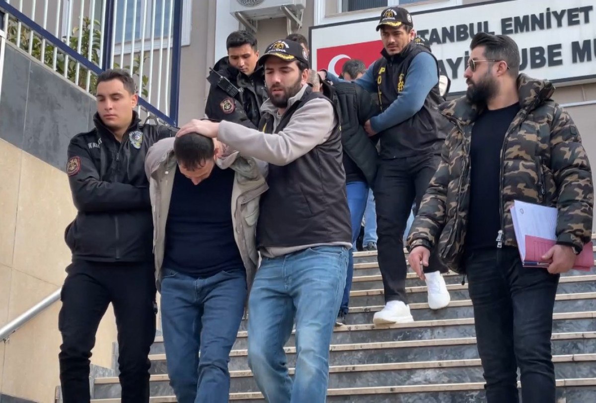 istanbulda harac vermeyince dukkani kursunlandi arayip saldiri anlarini dinlettiler 3 umcww4C1