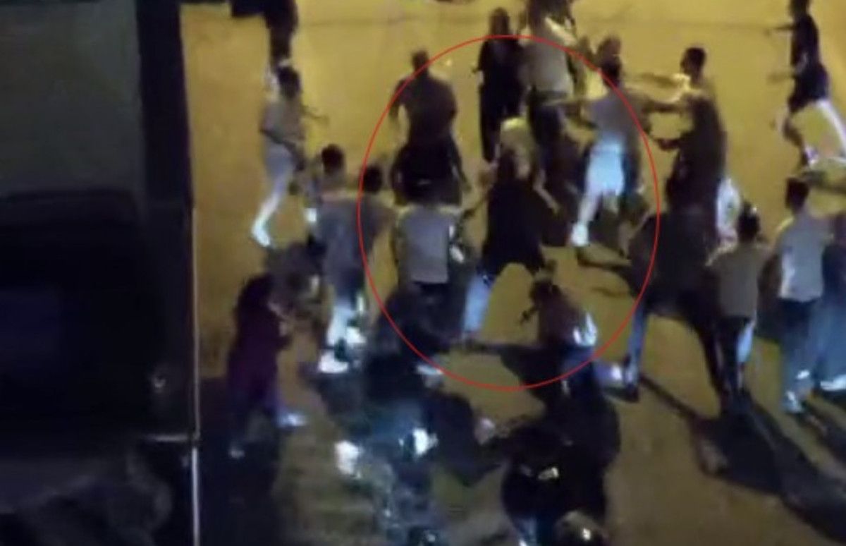 istanbulda iki aile arasinda gurultu kavgasi polisin kaskiyla komsusuna saldirdi 0 6PynWsMq