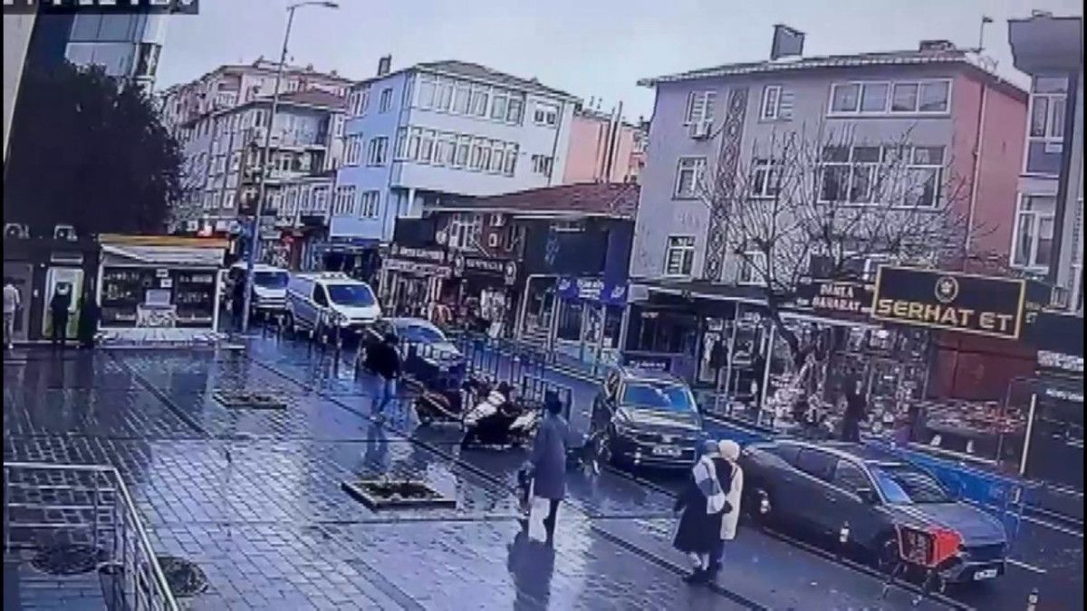 istanbulda motosiklet hirsiz kameraya yakalandi 1 5lkfdneG
