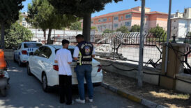 istanbulda motosikleti ile akrobatik hareketler yapan surucu cezadan kacamadi nVHXrhgD