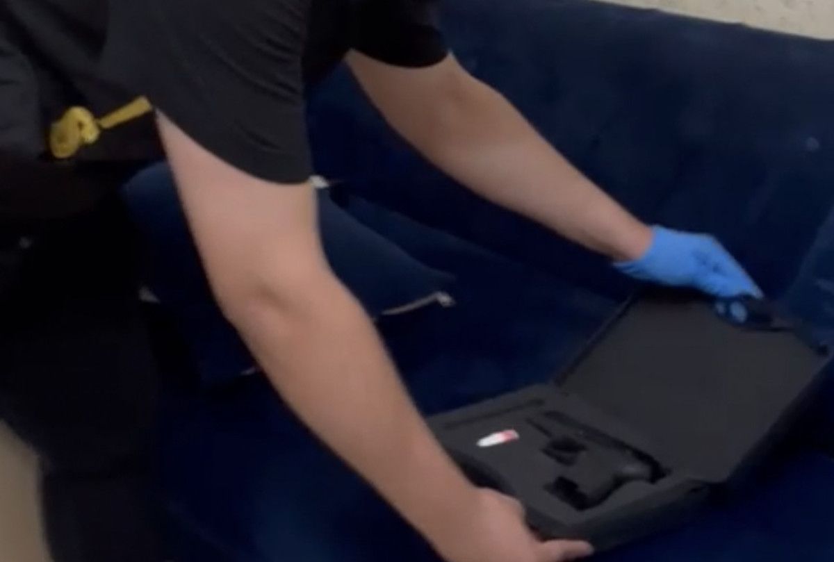 istanbulda oto galeriye kalasnikoflu saldiri kamerada 13 gozalti 7 C8R8EuQI