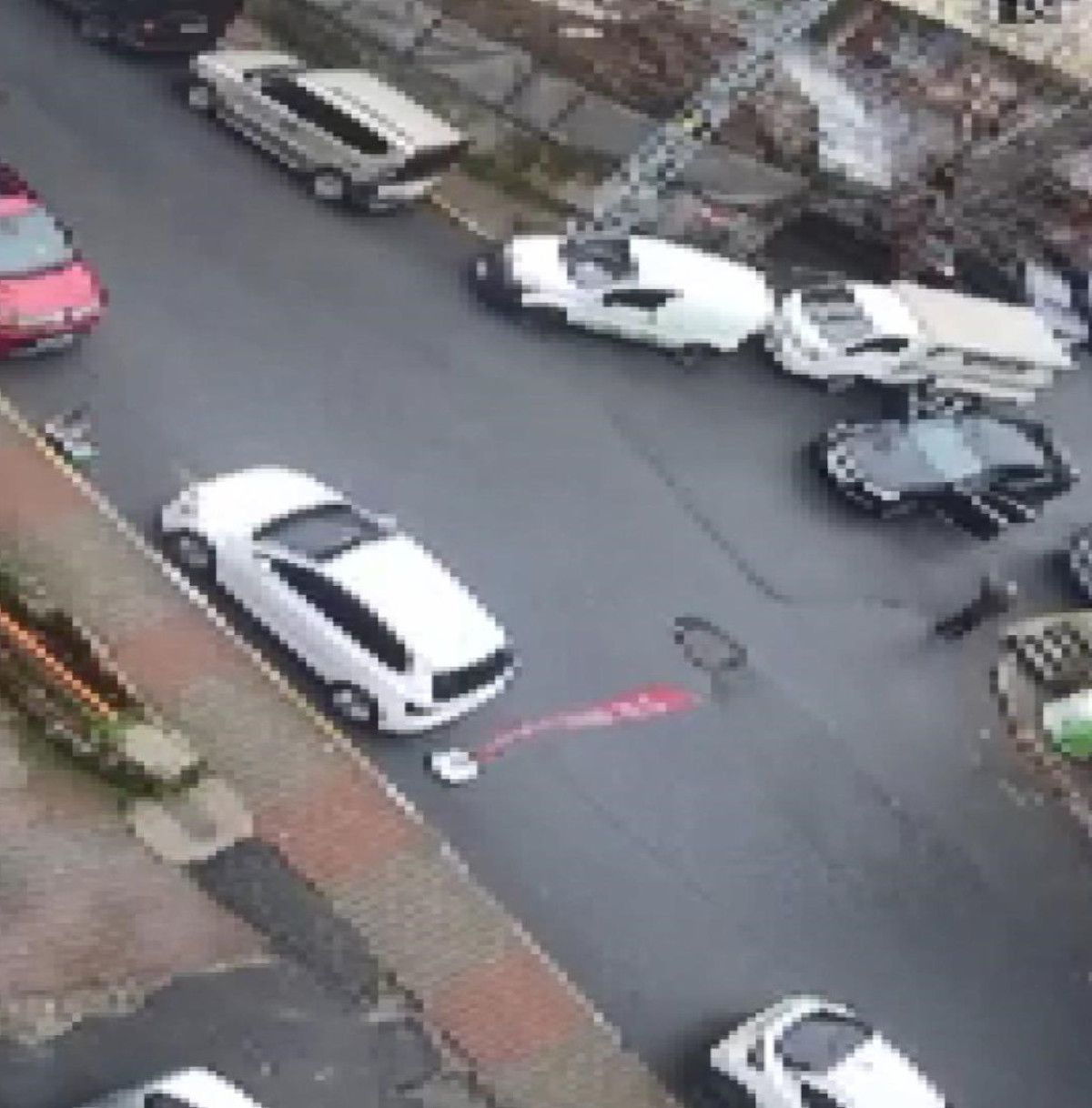 istanbulda yasli adam sokak ortasinda yumruklu saldiriya ugradi 1