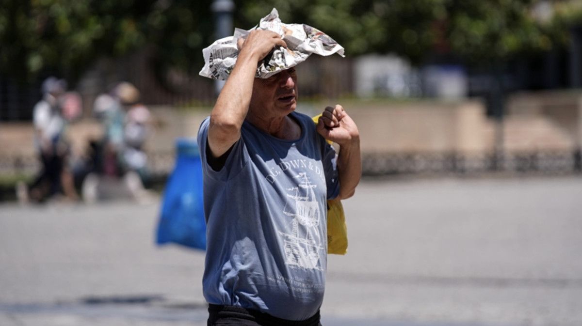 istanbulda yilin en sicak gunu yasanacak termometreler 40 dereceyi gorecek 1 3ZphzXIB