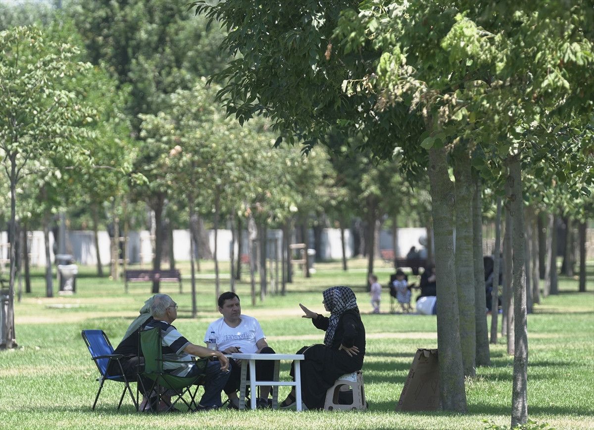 istanbulda yilin en sicak gunu yasanacak termometreler 40 dereceyi gorecek 3 XGqnIIfc