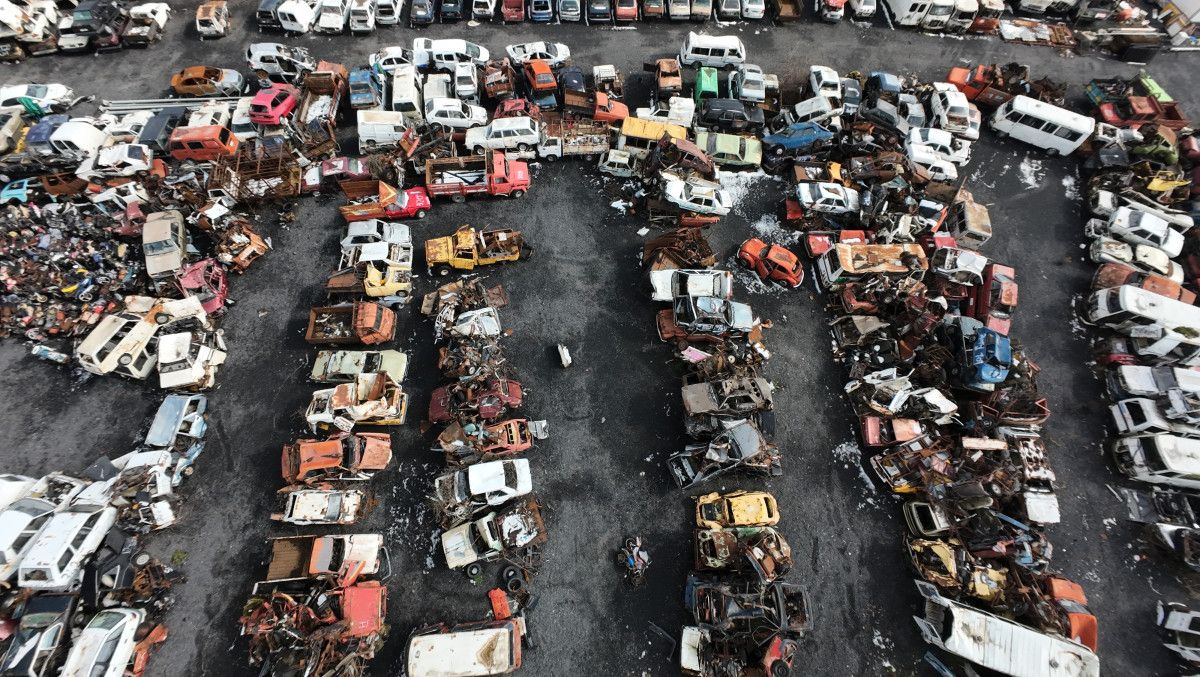 istanbulun hurda otomobilleri arac mezarliginda curuyor 4 yl6EhXwm