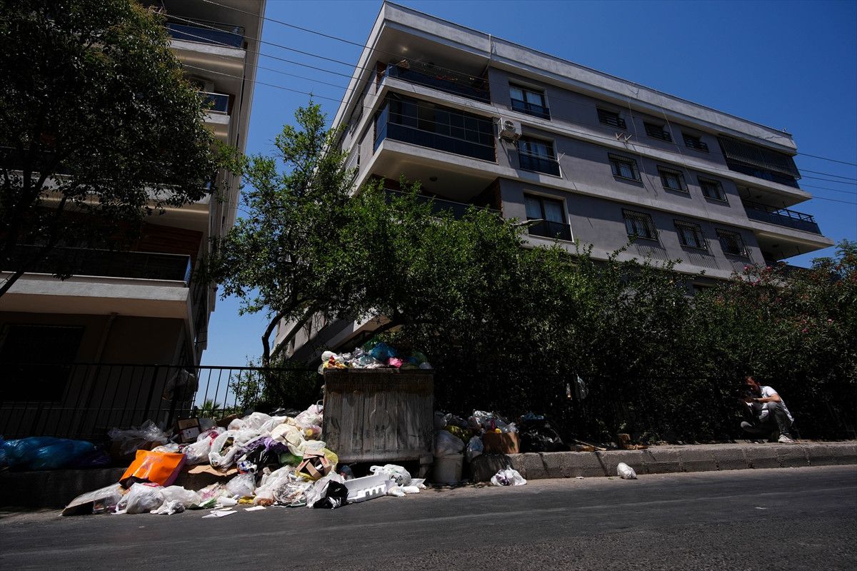 İzmir Konak’ta çöp krizi derinleşiyor 1 izmir konakta cop krizi derinlesiyor 0