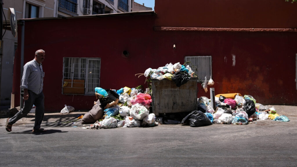 izmir konakta cop krizi derinlesiyor jqOr9Q8Y