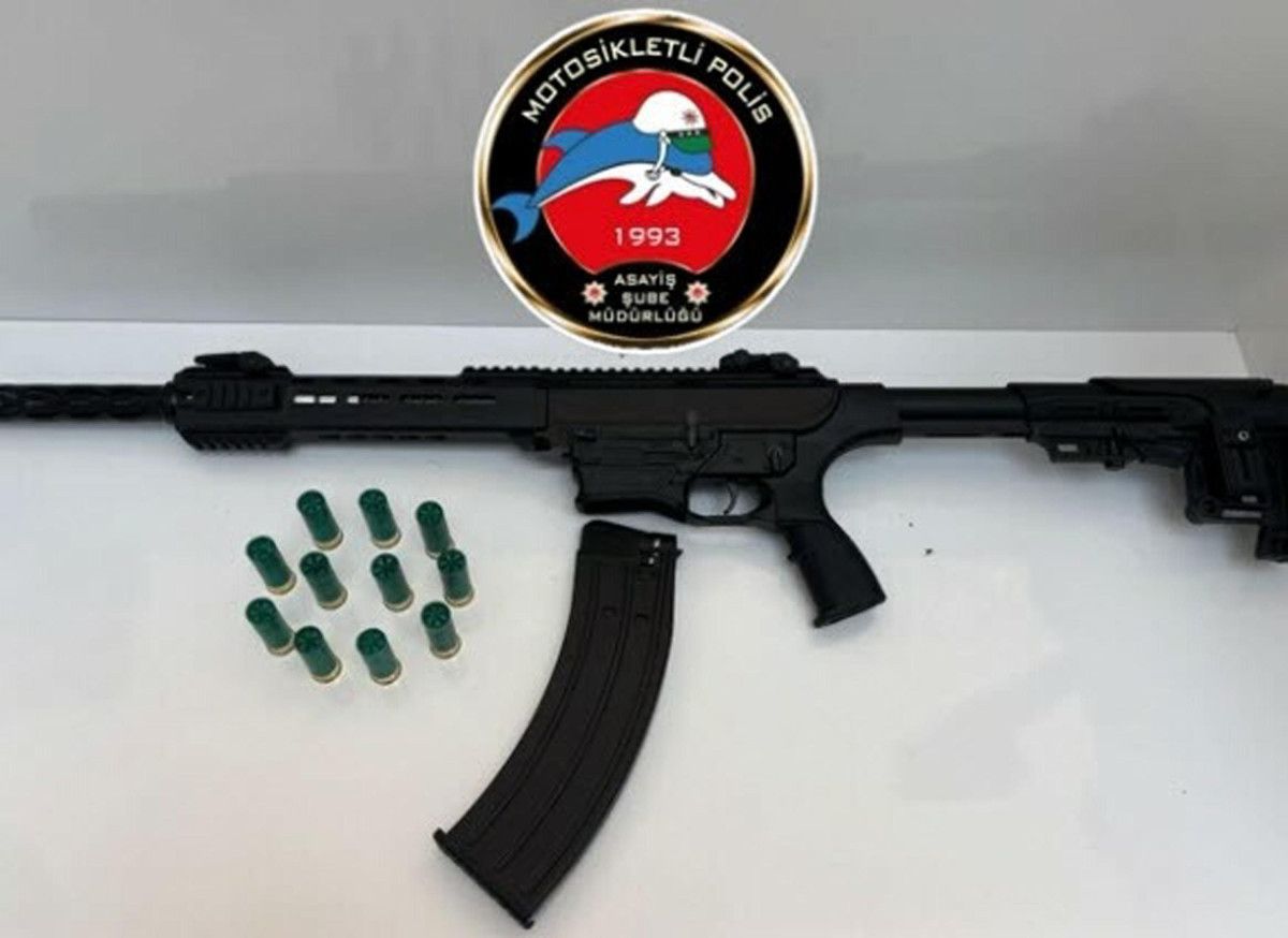 İzmir'de asayiş ekipleri, bir haftada 585 şüpheliyi yakaladı 3 izmirde asayis ekipleri bir haftada 585 supheliyi yakaladi 2 yDzjlIgU