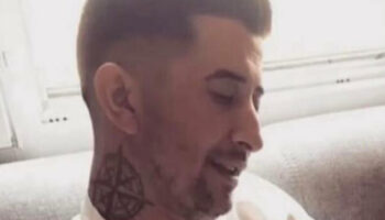 izmirde kendisinin yerine ise alinan site gorevlisini baltayla oldurdu nkIKZEe9