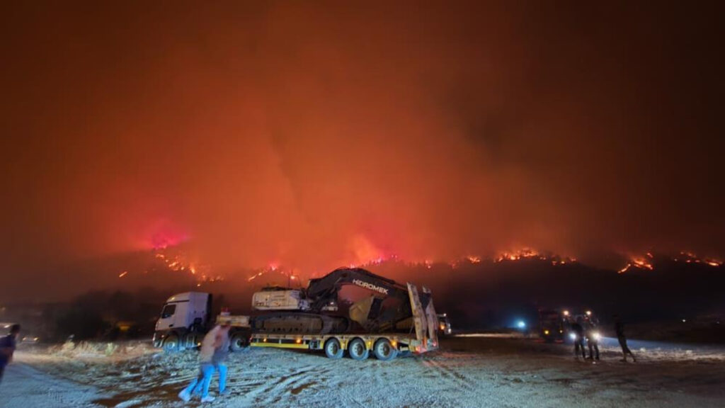 karabukteki orman yanginina 4 gununde mudahale suruyor BXYCCGgL