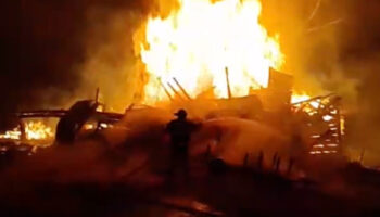 kastamonuda alevlere teslim olan ev kule dondu vBVwE364