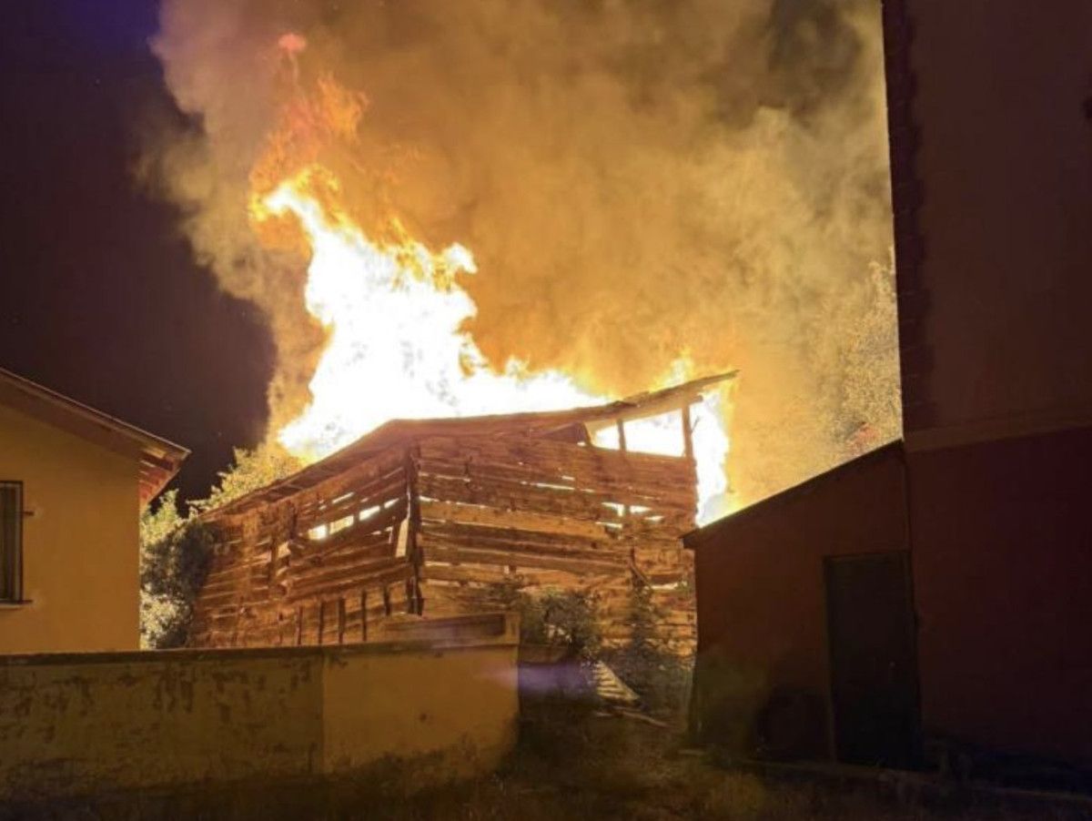 kastamonuda samanlikta yangin panigi 1 R6dXAJmG