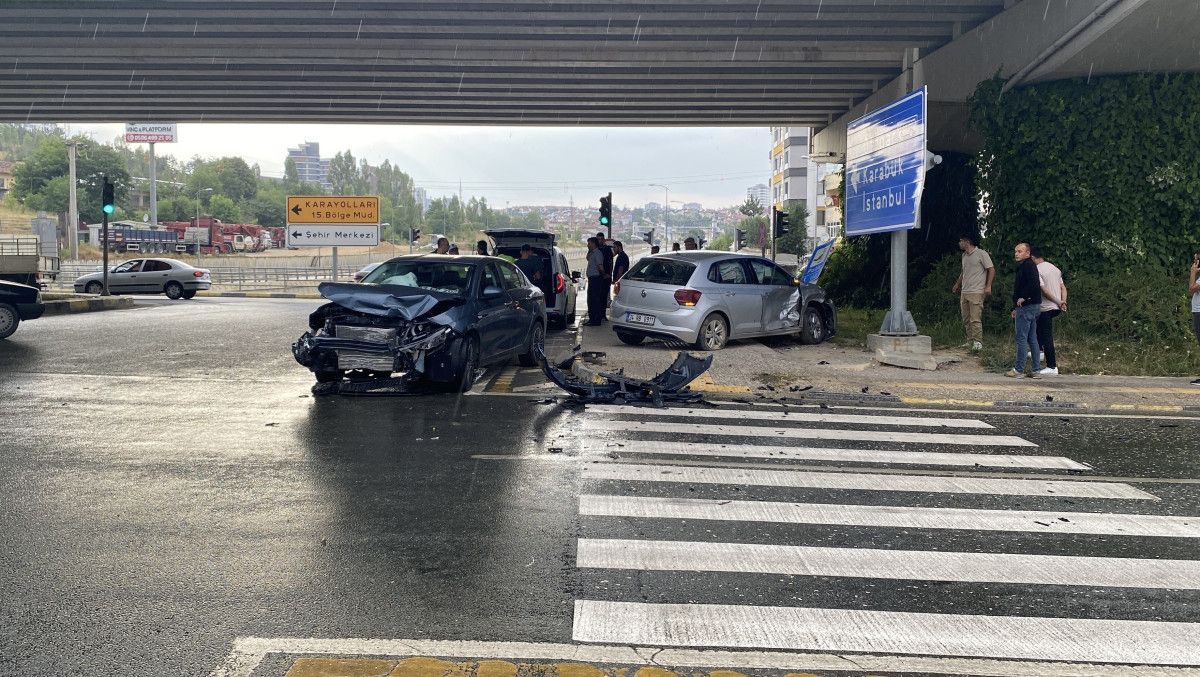 kastamonuda zincirleme kaza 5 yarali 1