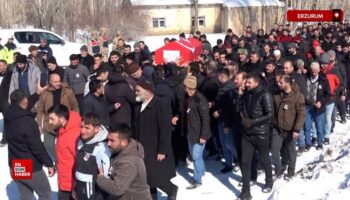 kazada hayatini kaybeden sehit abdullah kaya topraga verildi NyTsjPUE