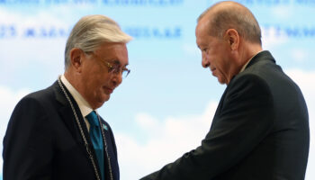 kazakistan cumhurbaskani tokayevden cumhurbaskani erdogana ovgu lGRAixpN