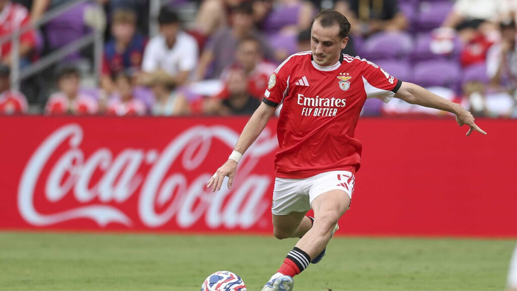 kerem akturkoglu benficayla yol ayriminda 9BYyi3n7