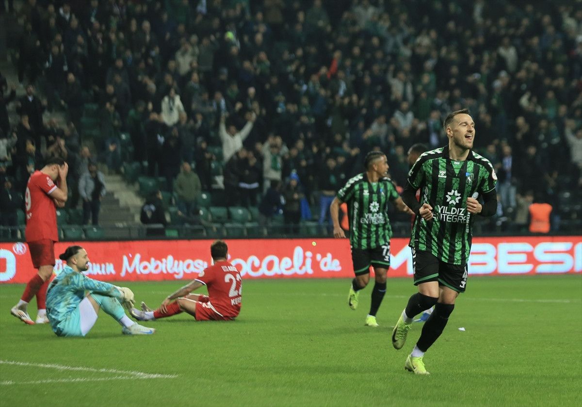 lider kocaelispor corum fkyi maglup etti 1 tv5UR2bZ