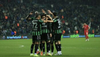 lider kocaelispor corum fkyi maglup etti L18B1T2P