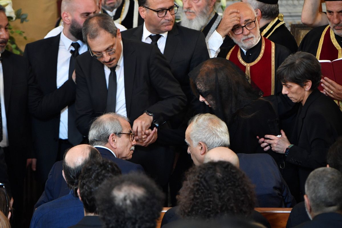 lubnanin efsanevi sesi feyruz oglunu son yolculuguna ugurladi 3 auDKtmQ7