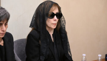 lubnanin efsanevi sesi feyruz oglunu son yolculuguna ugurladi 5OEFAVwD