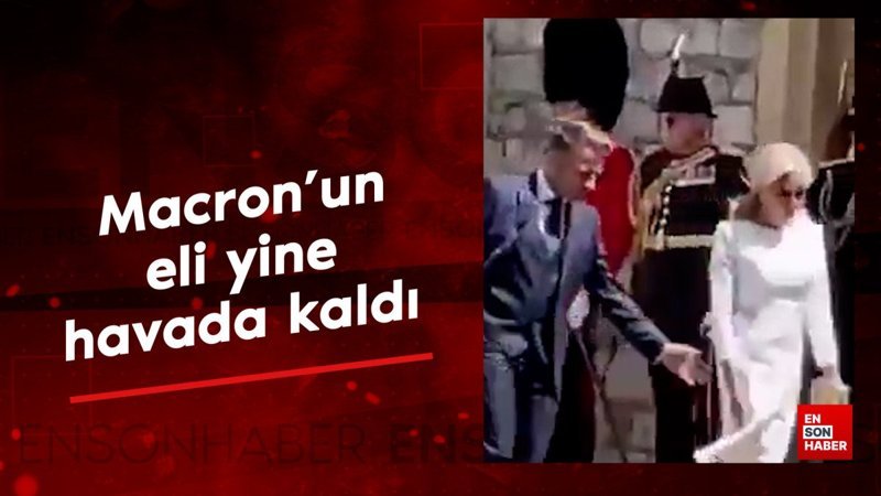 macron esinin elini tutmak istedi eli yine havada kaldi tT2rJfTJ