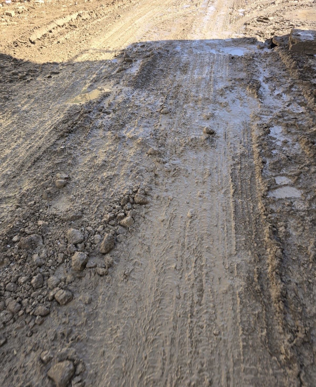 mardinde kayyum tarafindan yapilan yol dem partili belediye tarafindan bozuldu 1 NH6cmJlG