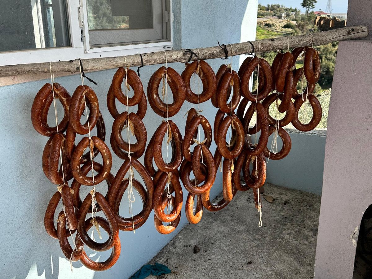 mersinde dag kecilerini avlayip sucuk yapti ceza yagdi 1 EY2sBi3F