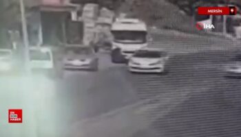 mersinde husumetliler trafikte carpisan oto oyunu gibi kavga etti NPEIr9Bs