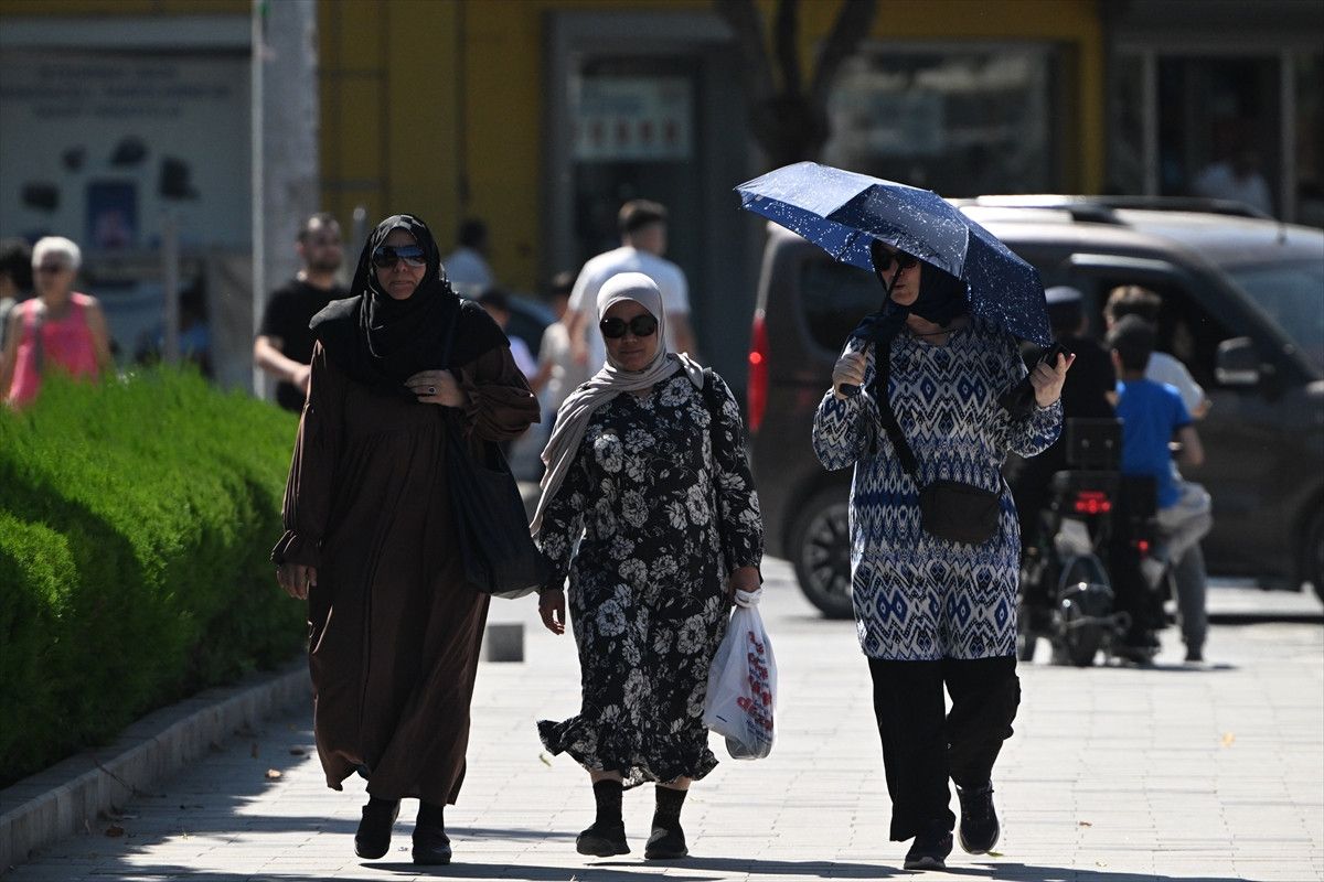 meteoroloji uyardi yeni sicak hava dalgasi geliyor sicaklik 12 derece artacak 3 kbwQ7a4T