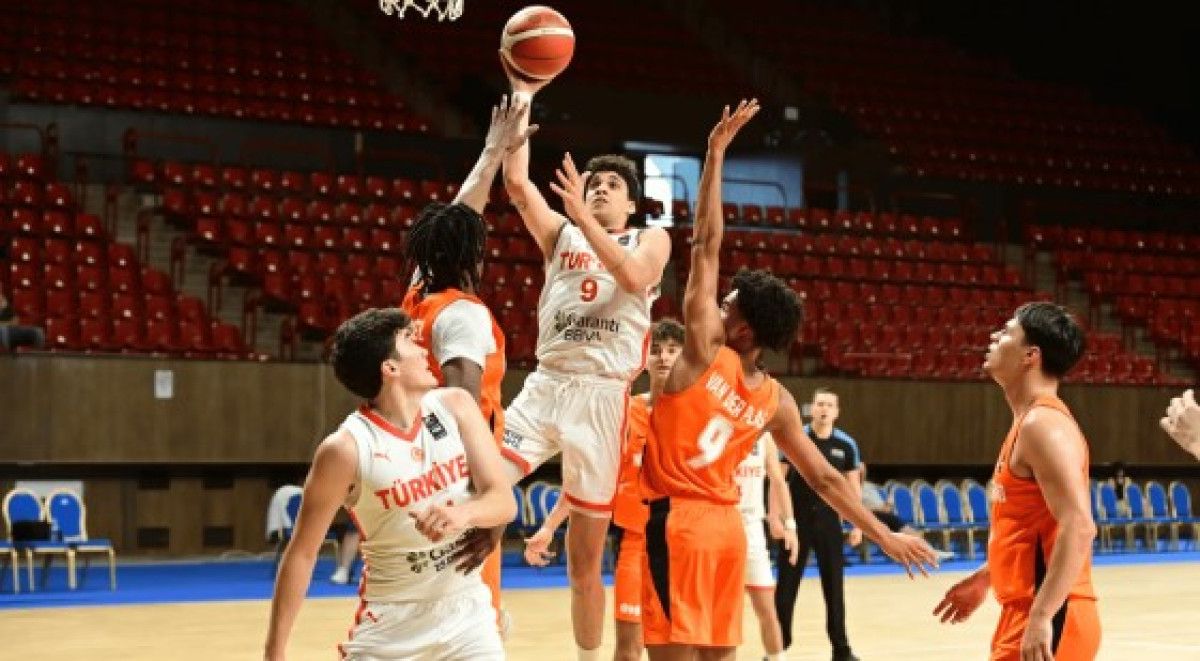 milliler hollandayi farkli gecti yari finalde rakip hirvatistan 0 tfrkdRlf