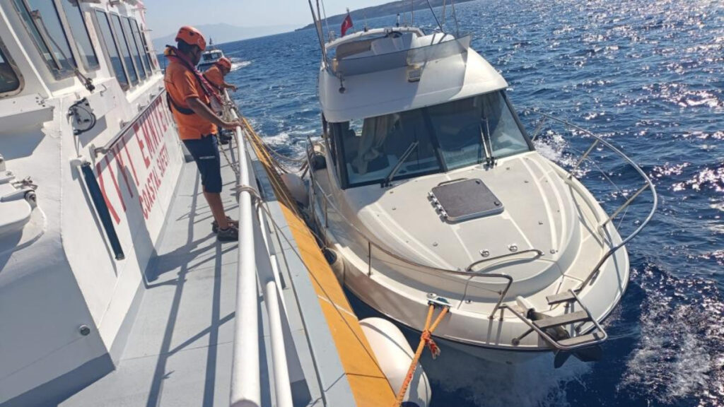 mugla aciklarinda su alan teknedeki 9 kisi kurtarildi tj2b5Qta