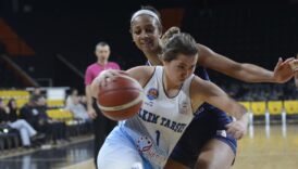 nesibe aydin tarsus spor deplasmaninda kazandi uUjWnhrn