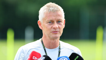 ole gunnar solskajerden turk futboluna elestiri oyuncular cok fazla yere yatiyor VY1KbPIz