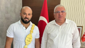 orhan okulu altin kemerin ebedi sahibi olmak istiyor lSCneRdw