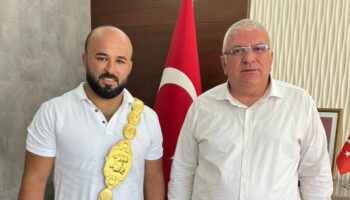 orhan okulu altin kemerin ebedi sahibi olmak istiyor lSCneRdw