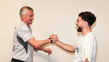 orkun kokcu takimla bir araya geldi 9Xt5qz8L