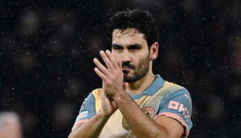 pep guardiola ilkay gundoganin ayrilmasina izin verdi UYX3AbEV