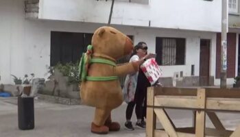 peruda polisin uyusturucu saticilarini yakalama yontemi boyle goruntulendi eWsVb811