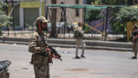 reuters suveydada yeniden catisma cikti 58lYOE99