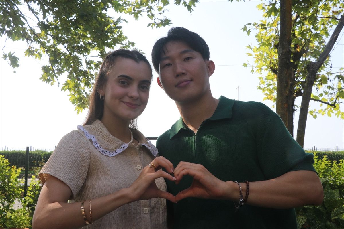 rizeye guney koreli damat nisan toreninde horon oynattilar 1 Hh77zQCA