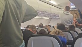 rus ucagi polonyaya acil inis yapti yolcular 13 saat bekletildi AizdeFLX